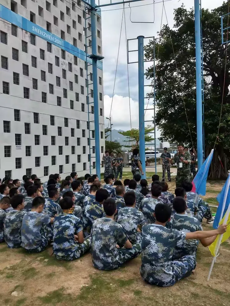 关于东南亚选手勇气卓绝，勇攀高峰的信息