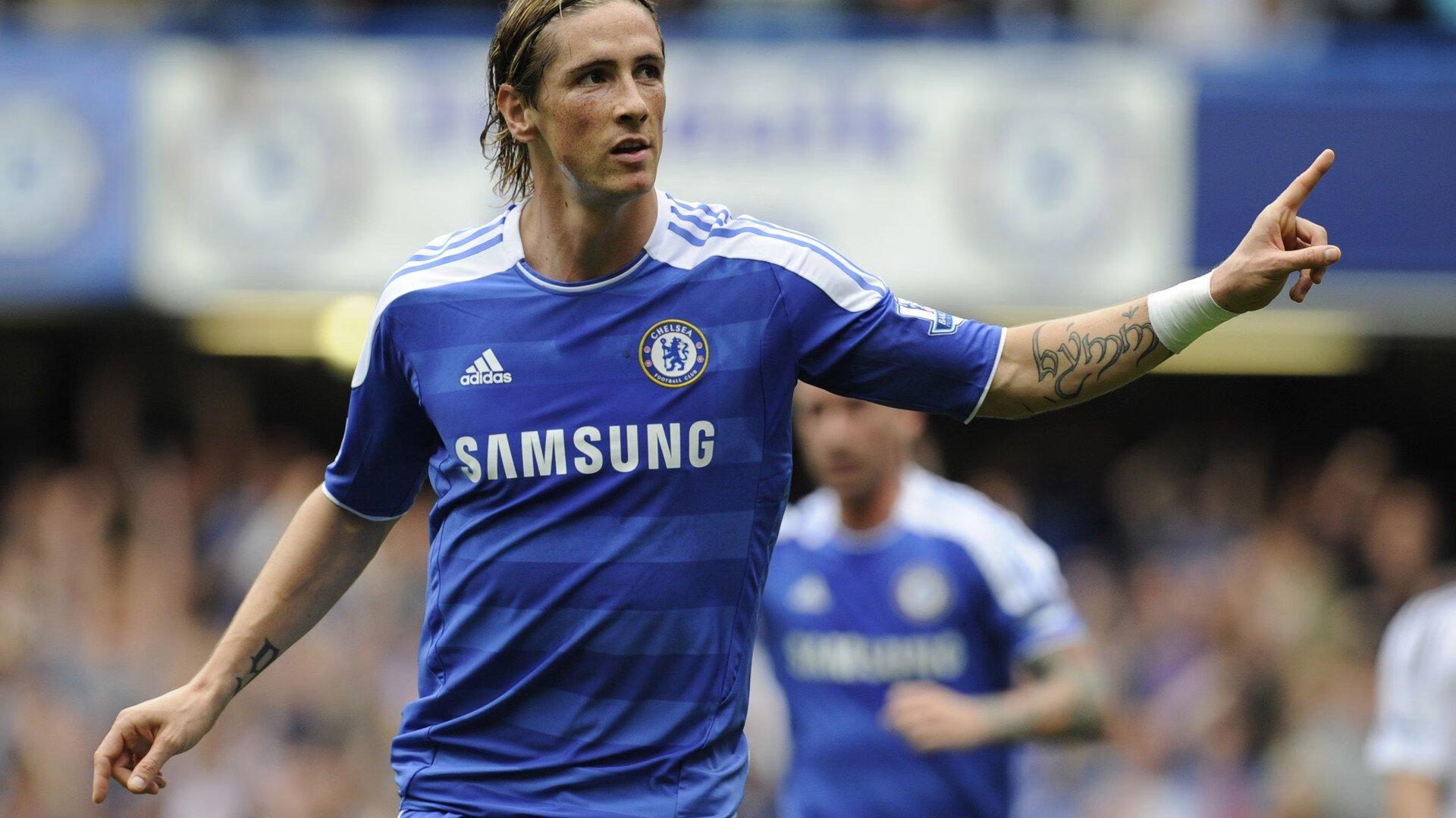 从洪都拉斯到雷恩，苏亚雷斯如何用欧冠淘汰赛的降维打击诠释足球唯一性