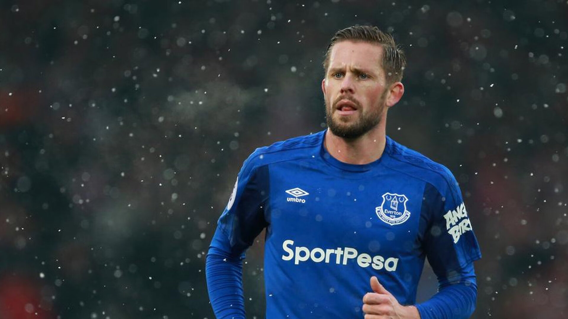 马赛鏖战里昂，伊布惊艳四座，一场定义传奇的法国德比