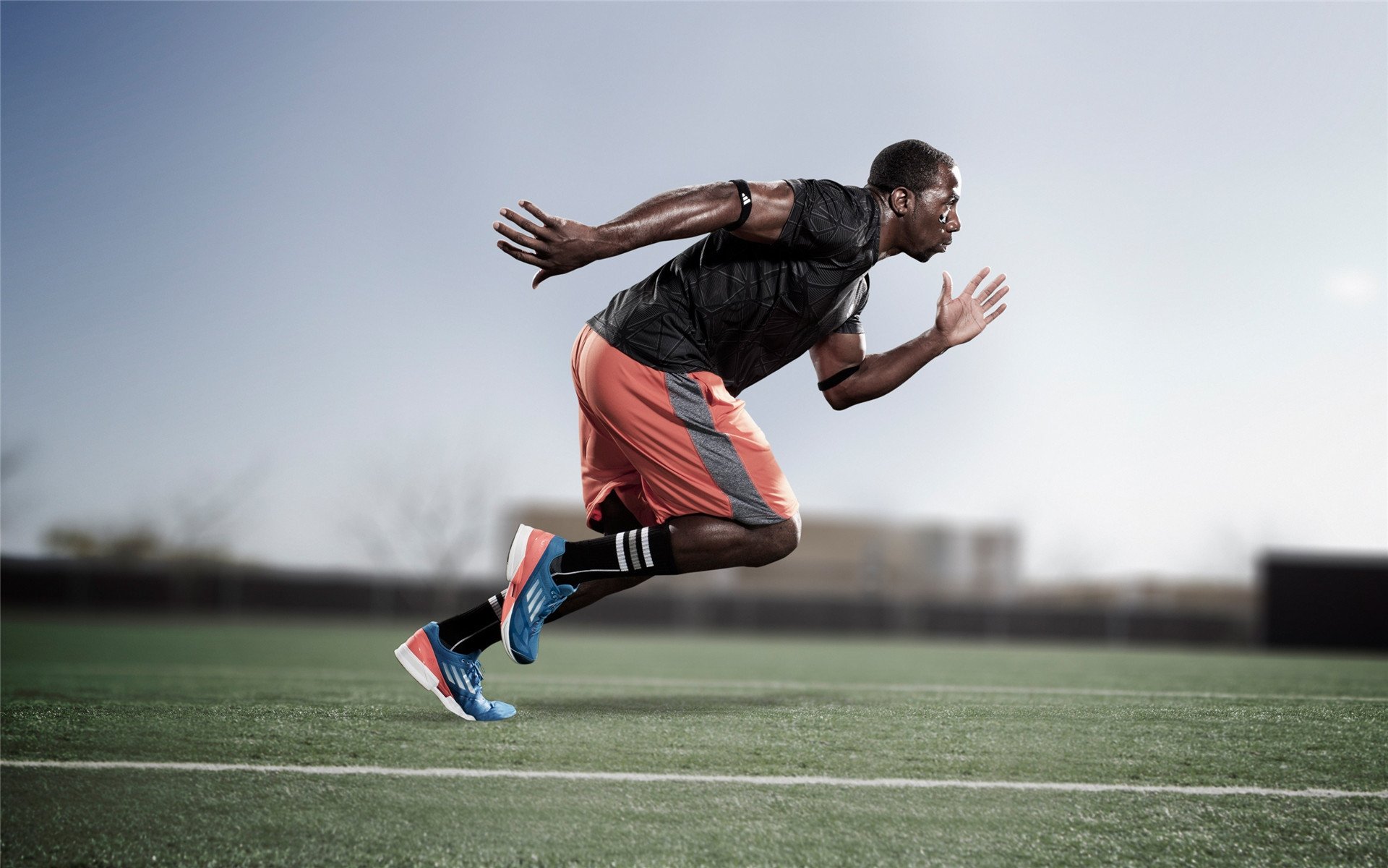 赛道上的逆袭，哈斯车队翻盘阿斯顿马丁，汉密尔顿关键制胜