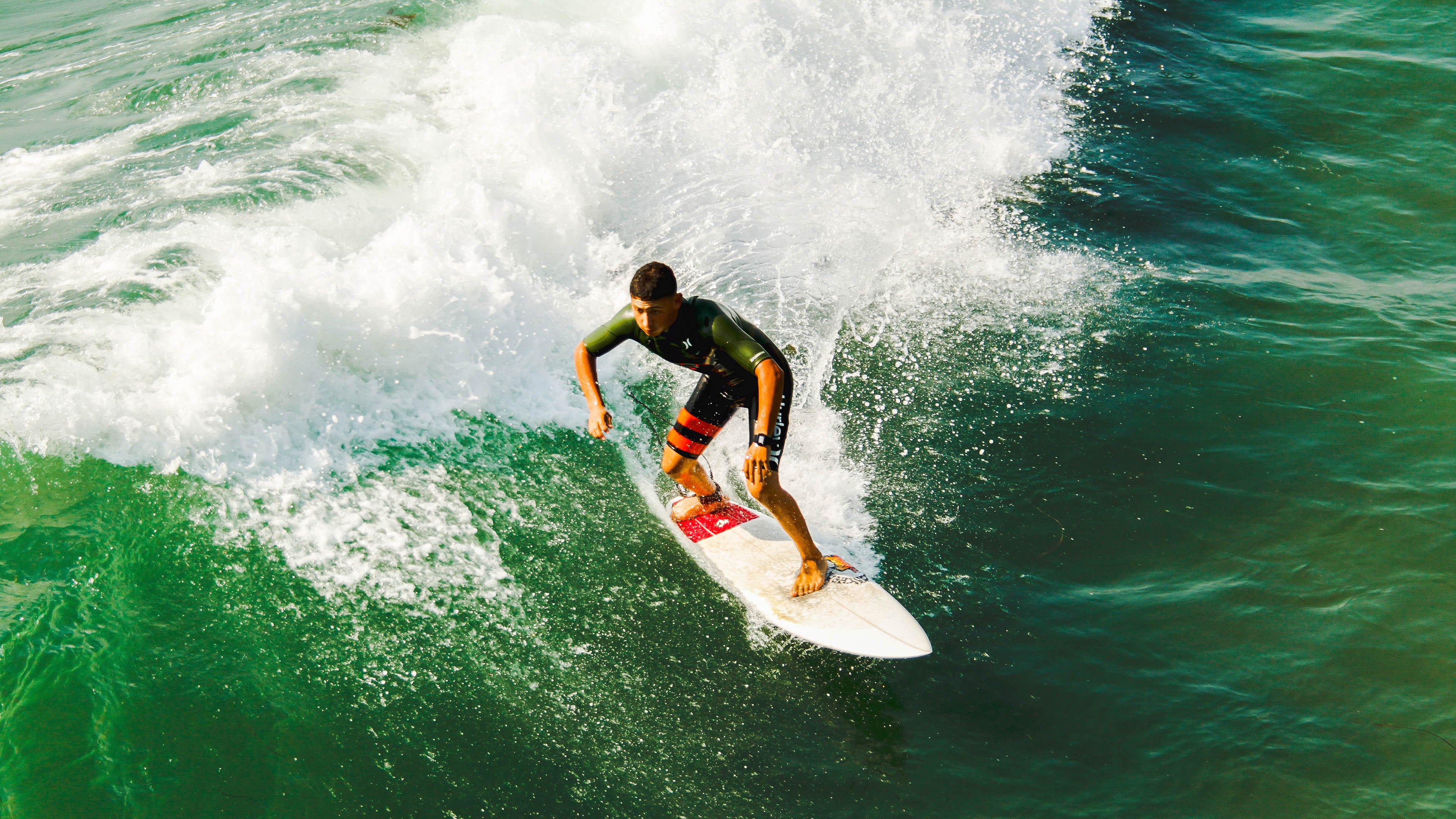 诺里斯一骑绝尘,雷诺完美战术击溃红牛二队