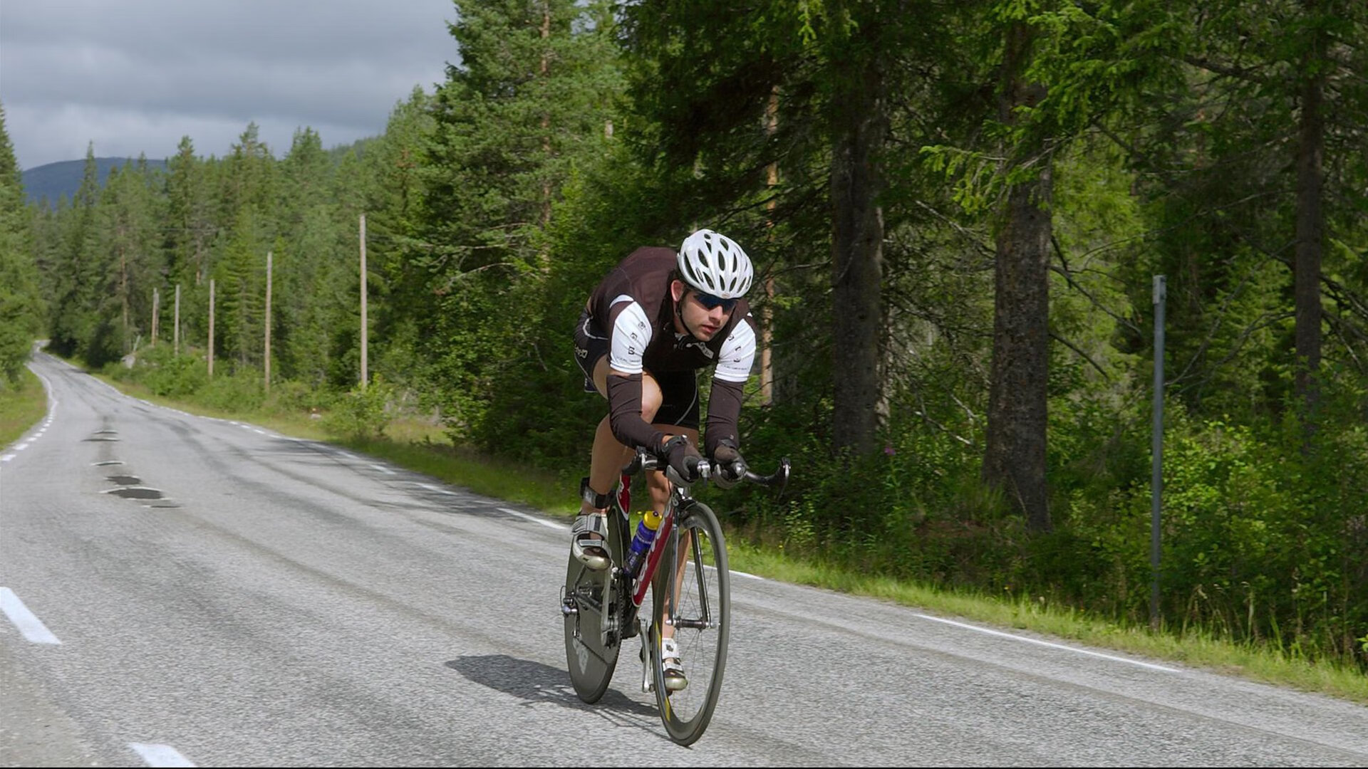 AYX体育赛事-丹麦队轻取泰国队，安赛龙刷新纪录，北欧神话再续羽坛传奇